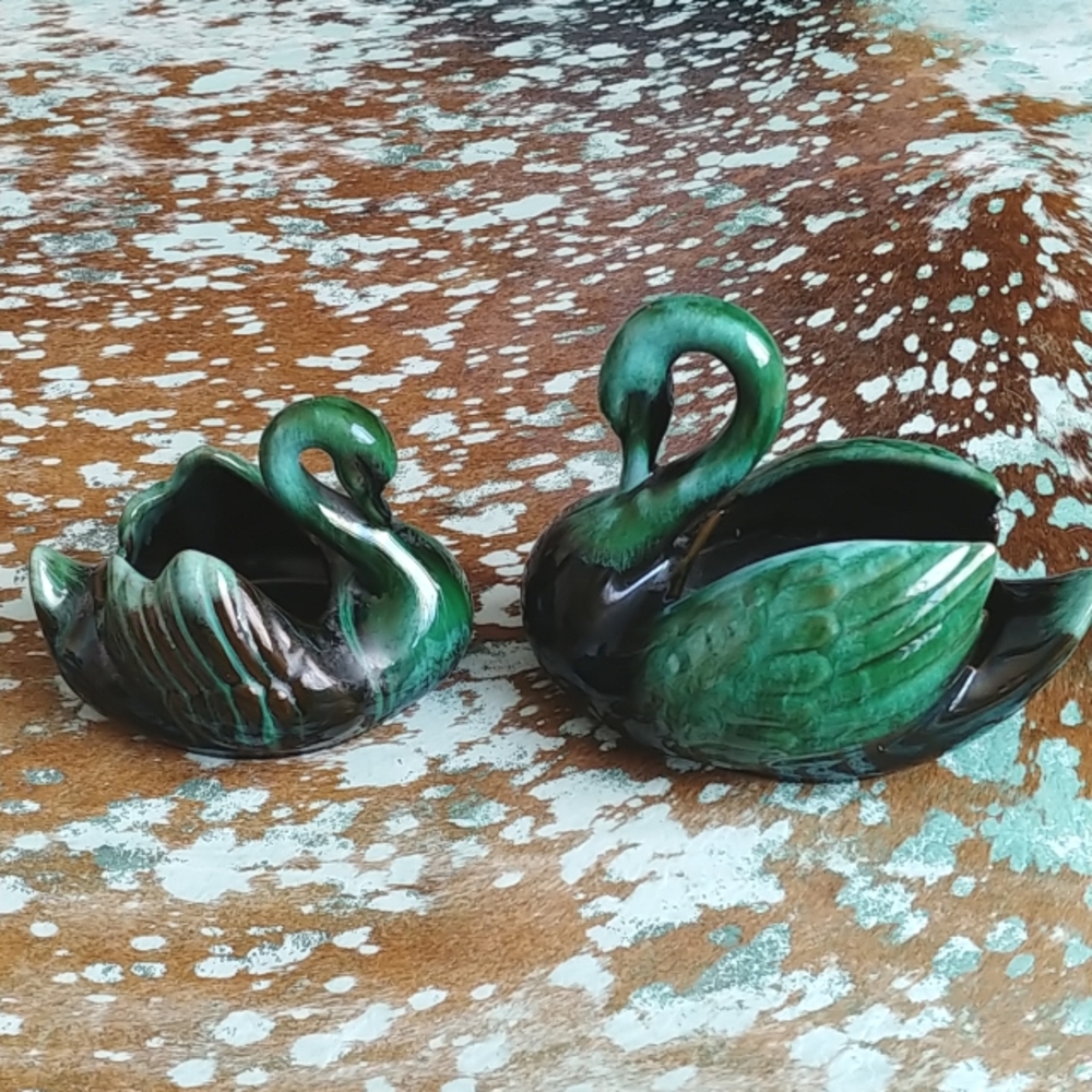 Vintage Blue Mountain Swan Pottery Planters Set of Two